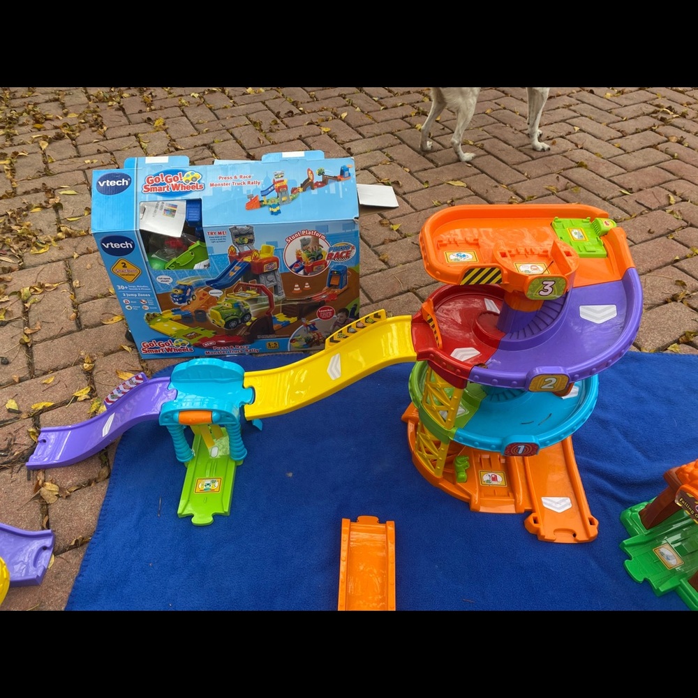 Multiple Sets VTech Go Go Smart Wheels